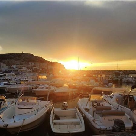 Appartement T3 La Madrague/ Les Calanques Marseille Exteriör bild
