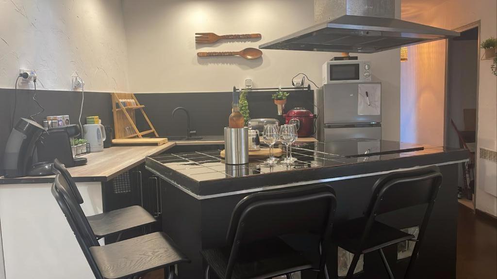 Appartement T3 La Madrague/ Les Calanques Marseille Exteriör bild